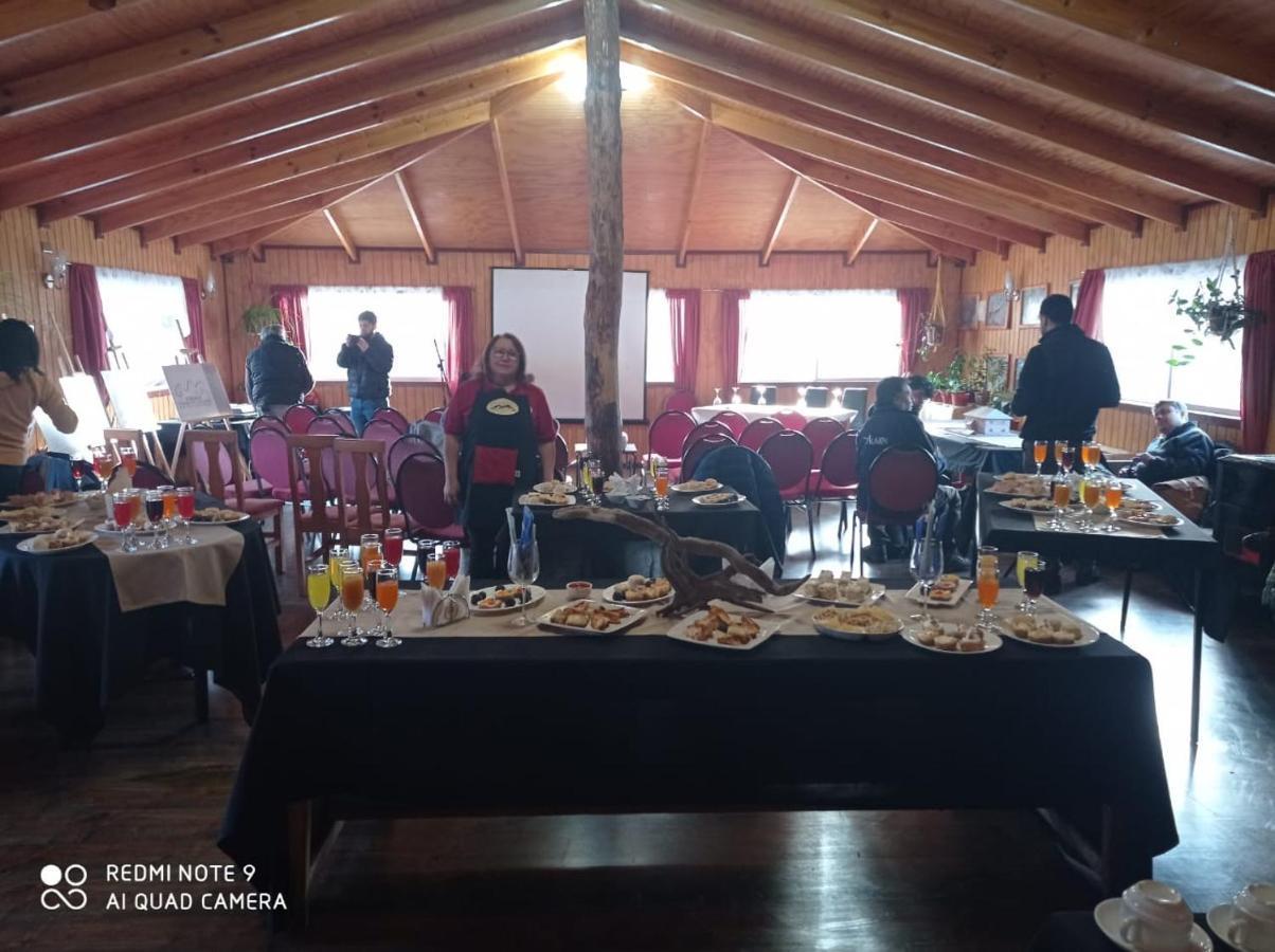 Hospedaje Cabana Y Restaurante Don Niba Villa Cerro Castillo Eksteriør bilde