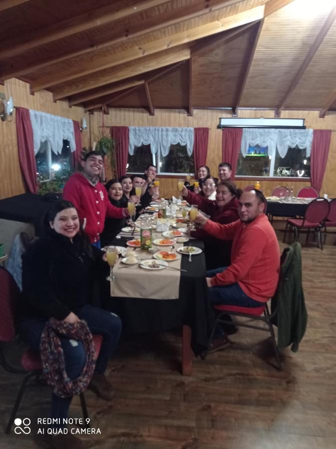 Hospedaje Cabana Y Restaurante Don Niba Villa Cerro Castillo Eksteriør bilde